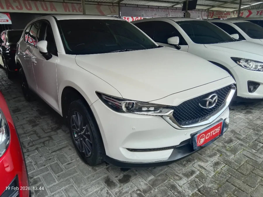 Foto Mobil Bekas Kanan Depan Mazda CX-5 2.5 Elite tahun 2019