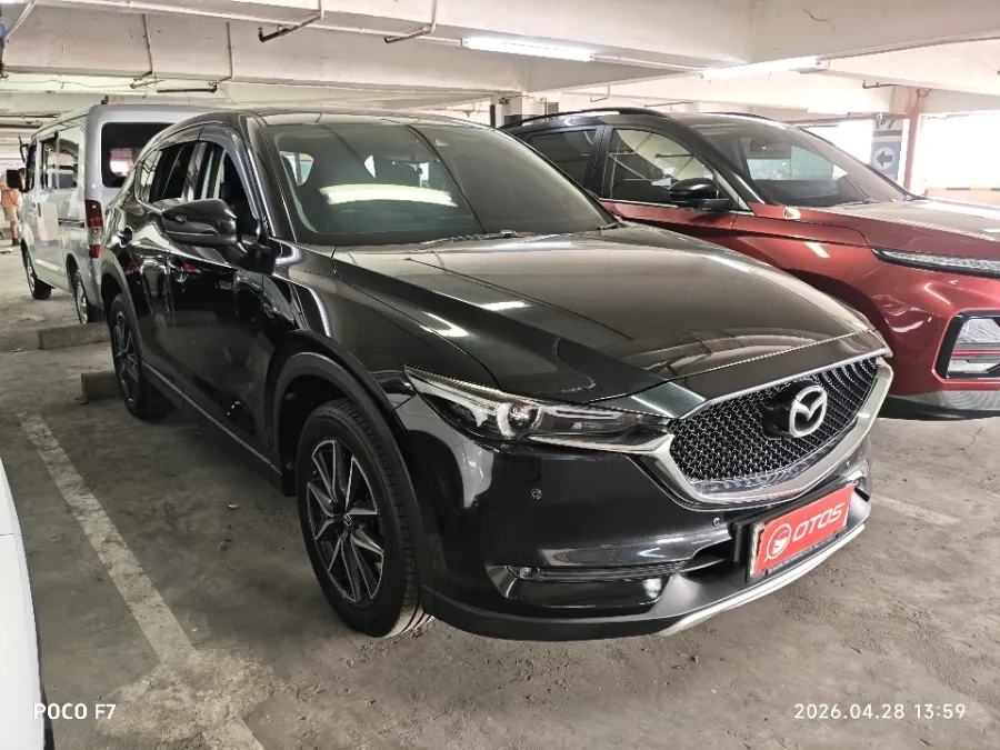 Foto Mobil Bekas Kanan Depan Mazda CX-5 2.5 Elite tahun 2019