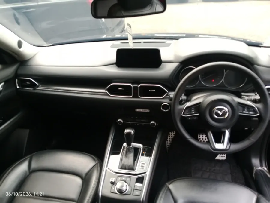 Foto Mobil Bekas Dashboard Mazda CX-5 2.5 Elite tahun 2020
