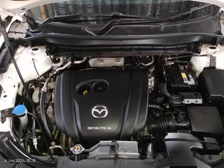 Foto Mobil Bekas Mesin Mazda CX-5 2.5 Grand Touring tahun 2021