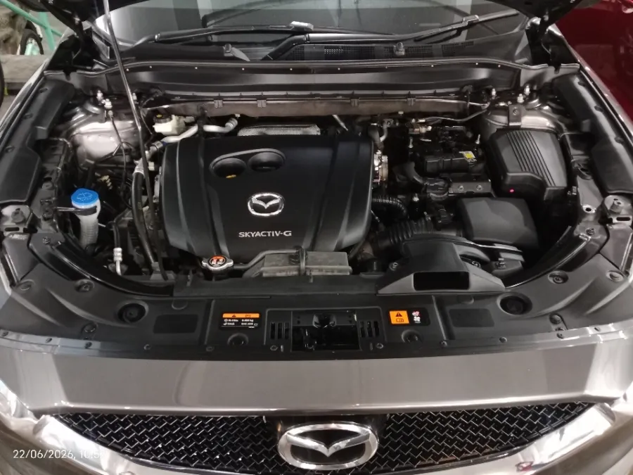 Foto Mobil Bekas Mesin Mazda CX-5 2.5 Grand Touring tahun 2021