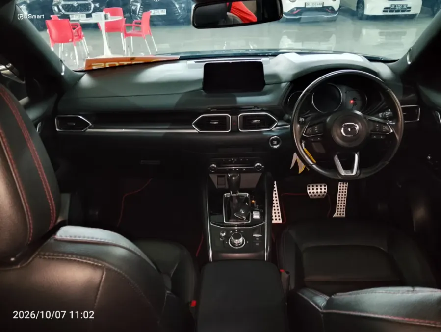 Foto Mobil Bekas Dashboard Mazda CX-5 2.5 Kuro tahun 2022