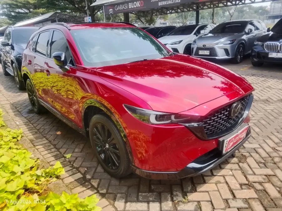 Foto Mobil Bekas Kanan Depan Mazda CX-5 2.5 Kuro tahun 2022