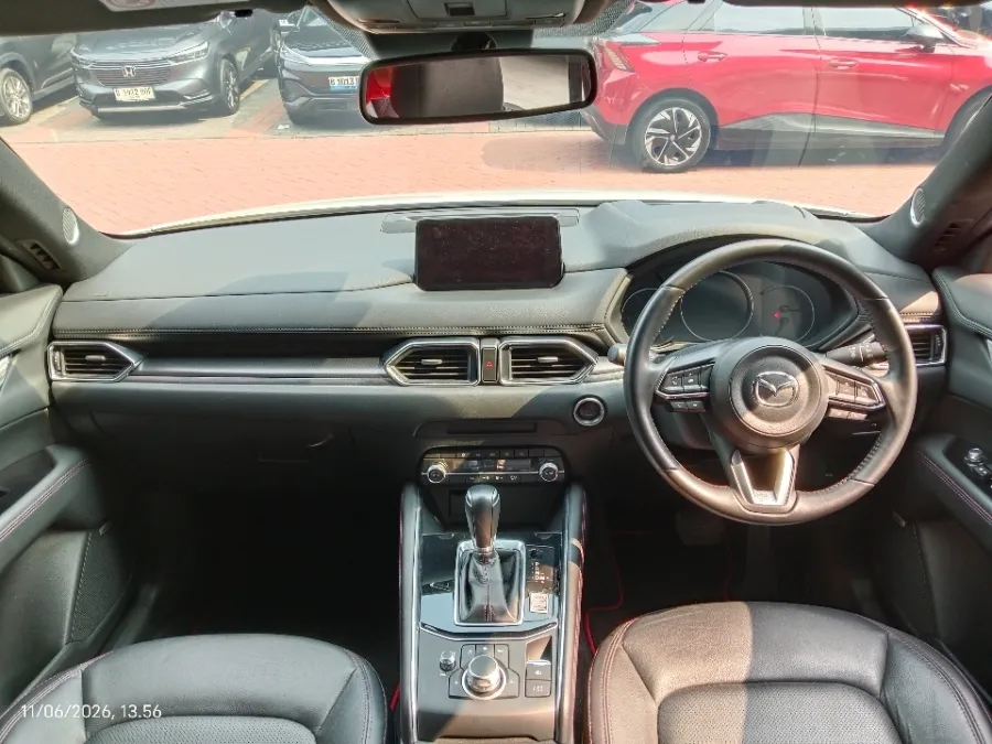 Foto Mobil Bekas Dashboard Mazda CX-5 2.5 Kuro tahun 2023