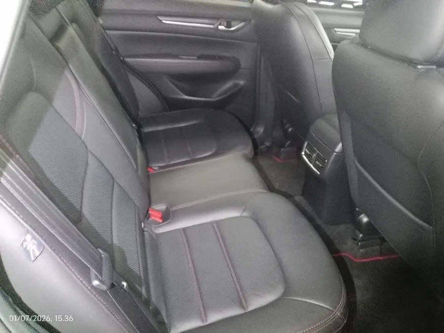 Foto Mobil Bekas Kabin Belakang Mazda CX-5 2.5 Kuro tahun 2023