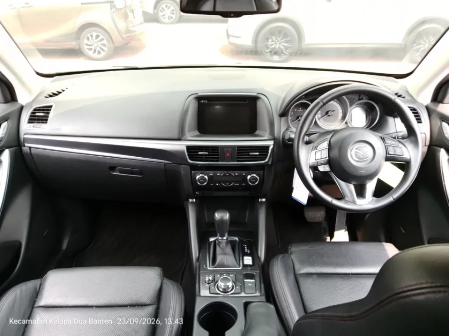 Foto Mobil Bekas Dashboard Mazda CX-5 2.5 Touring tahun 2016