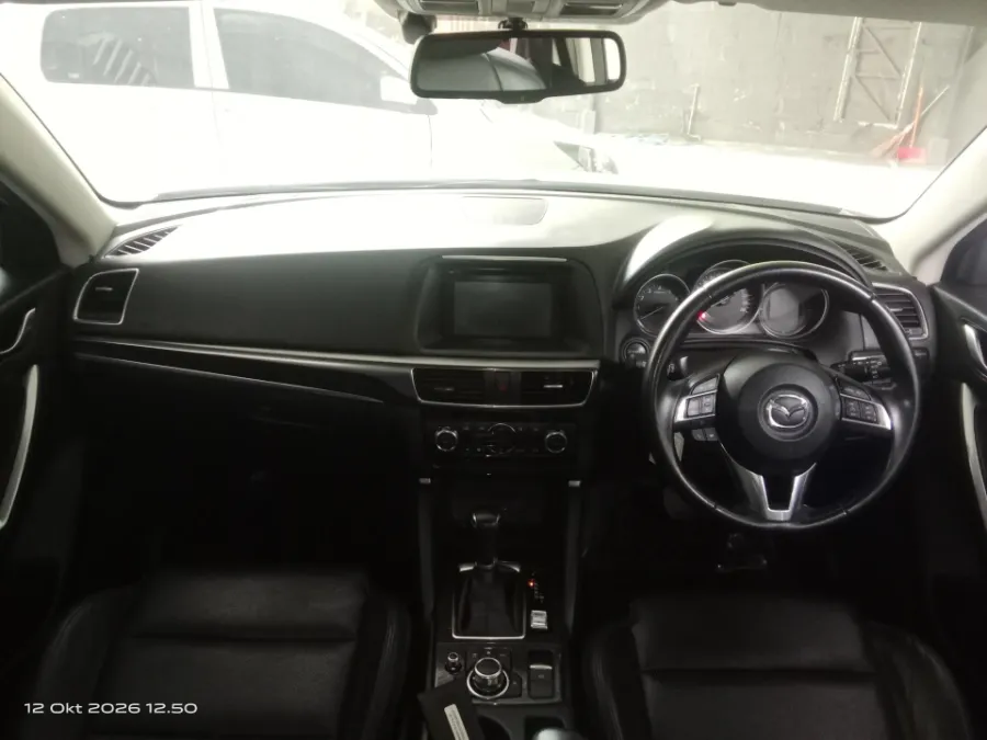 Foto Mobil Bekas Dashboard Mazda CX-5 2.5 Touring tahun 2016