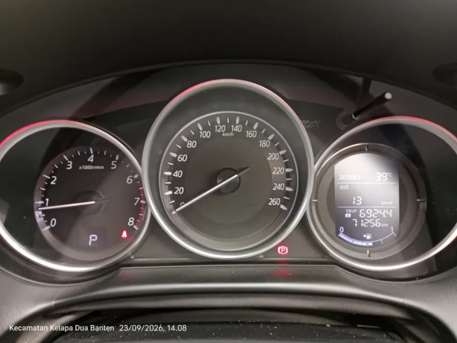 Foto Mobil Bekas Odometer Mazda CX-5 2.5 Touring tahun 2016