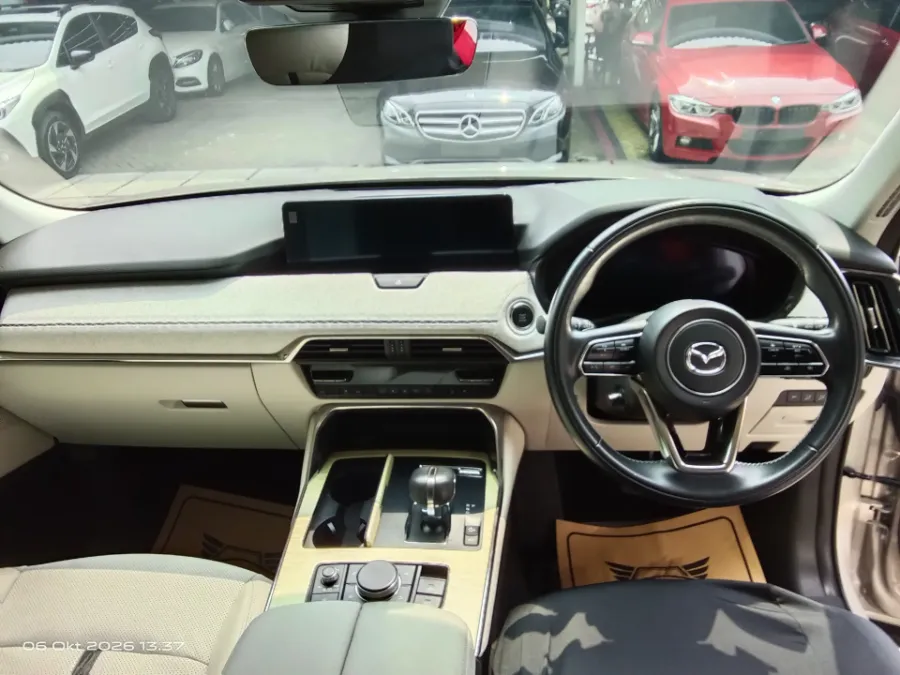 Foto Mobil Bekas Dashboard Mazda CX-60 3.3 Elite tahun 2023