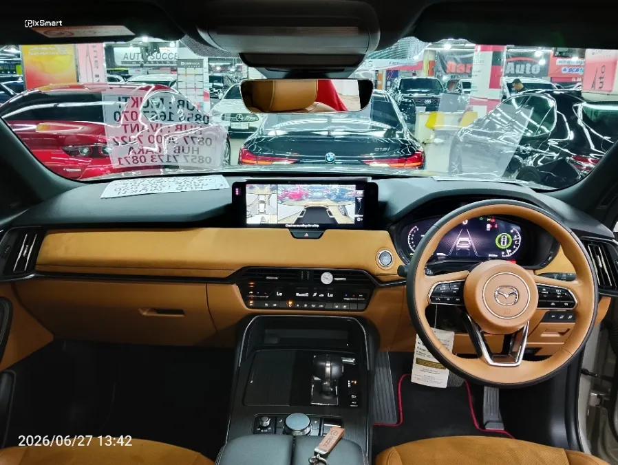 Foto Mobil Bekas Dashboard Mazda CX-60 3.3 Elite tahun 2023
