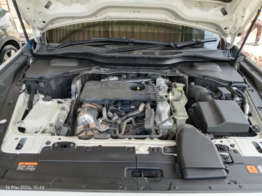 Foto Mobil Bekas Mesin Mazda CX-60 3.3 Elite tahun 2023