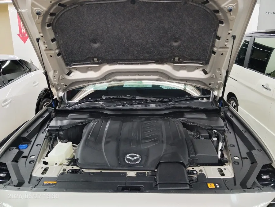 Foto Mobil Bekas Mesin Mazda CX-60 3.3 Elite tahun 2023