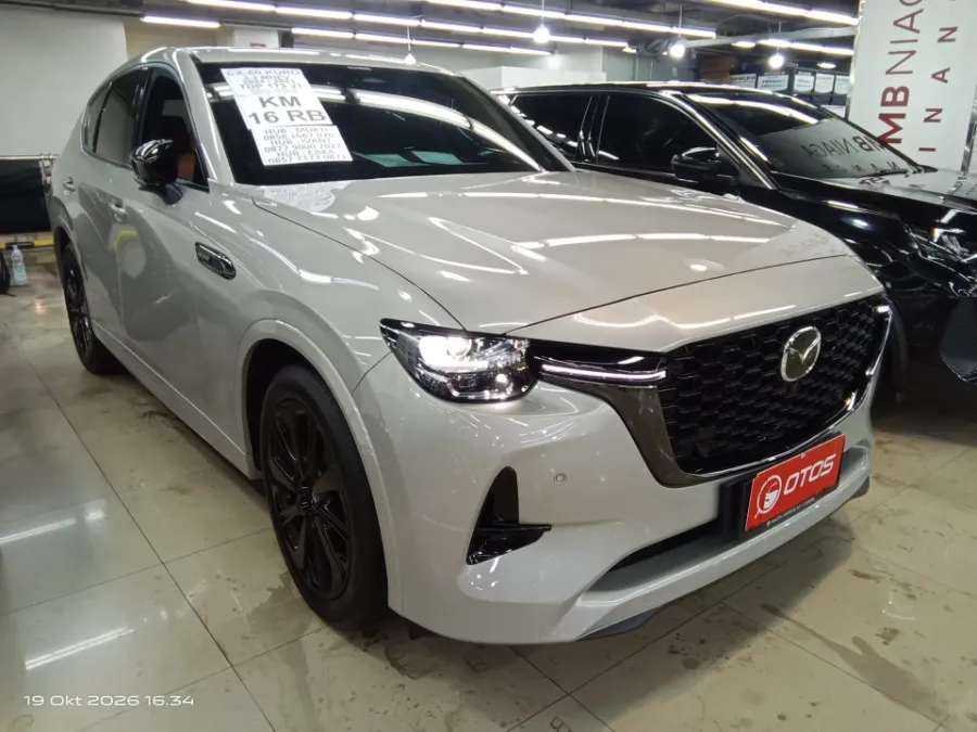 Foto Mobil Bekas Kanan Depan Mazda CX-60 3.3 Kuro tahun 2023
