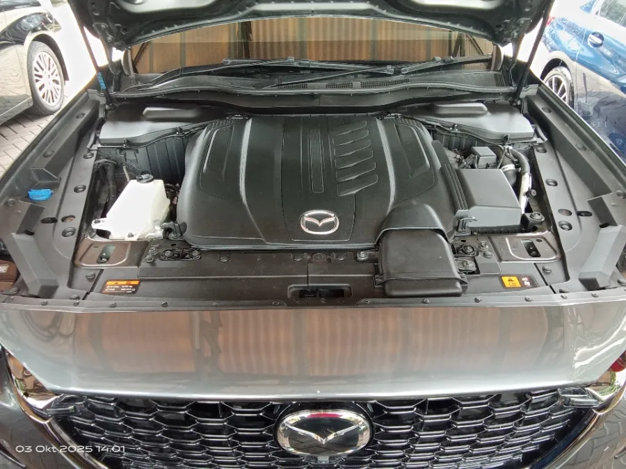 Foto Mobil Bekas Mesin Mazda CX-60 3.3 Kuro tahun 2023