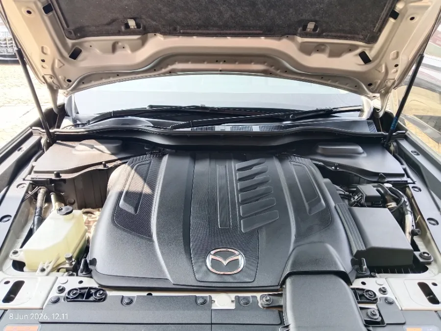 Foto Mobil Bekas Mesin Mazda CX-60 3.3 Kuro tahun 2023