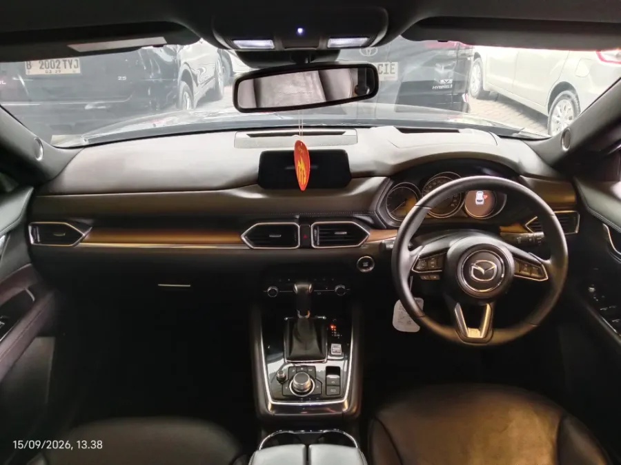 Foto Mobil Bekas Dashboard Mazda CX-8 2.5 tahun 2019
