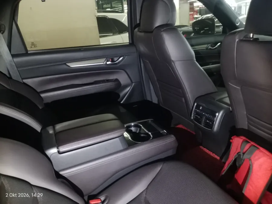 Foto Mobil Bekas Kabin Belakang Mazda CX-8 2.5 tahun 2022