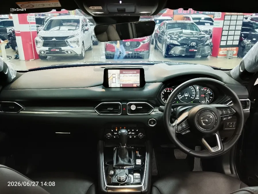 Foto Mobil Bekas Dashboard Mazda CX-8 2.5 tahun 2023