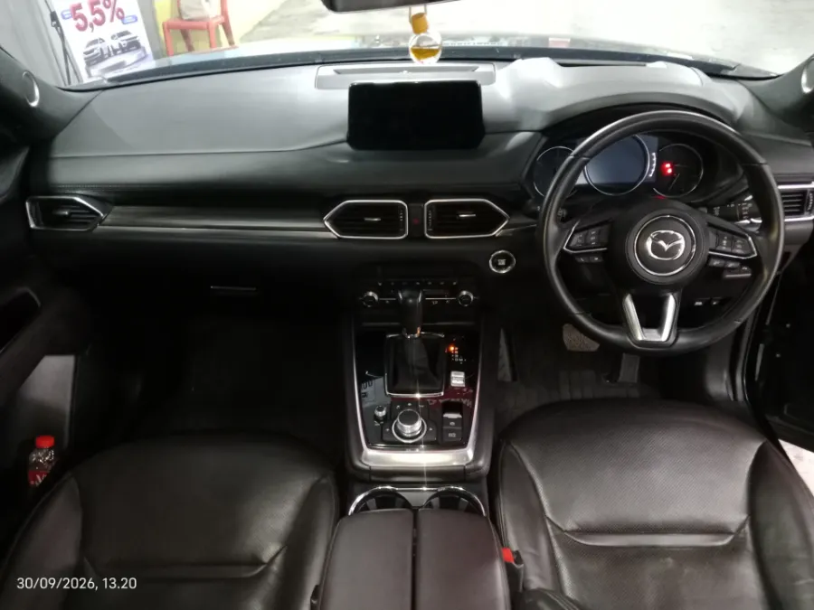 Foto Mobil Bekas Dashboard Mazda CX-8 2.5 tahun 2023