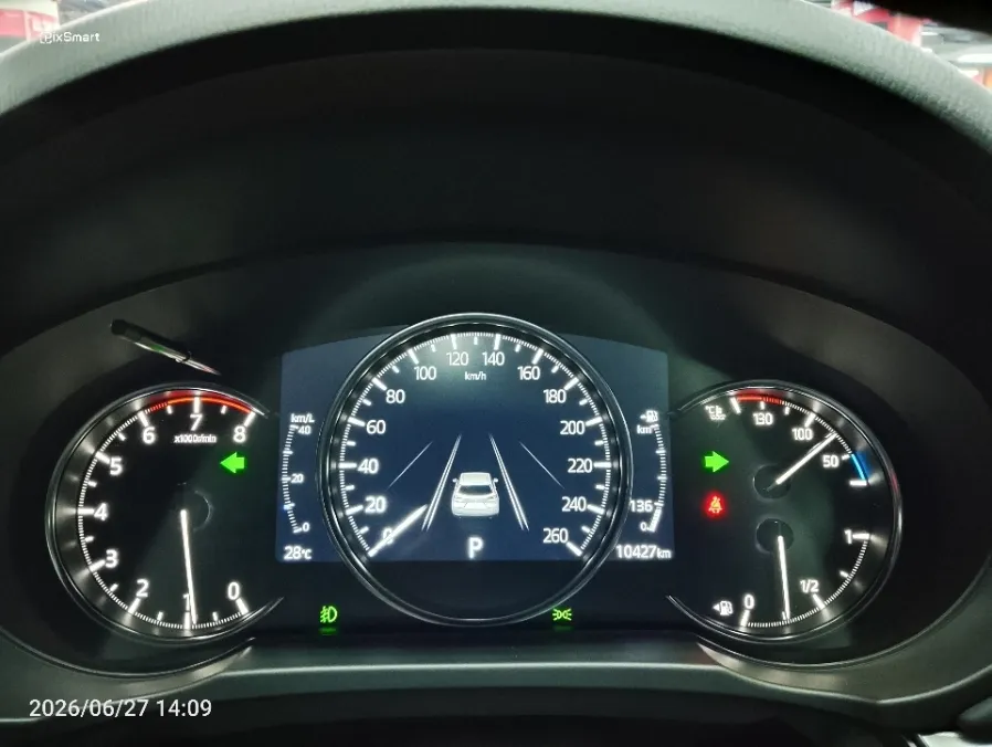 Foto Mobil Bekas Odometer Mazda CX-8 2.5 tahun 2023
