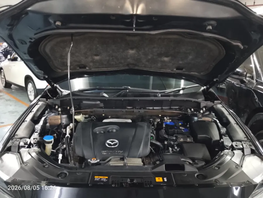 Foto Mobil Bekas Mesin Mazda CX-8 2.5 Skyactive-G Elite tahun 2019
