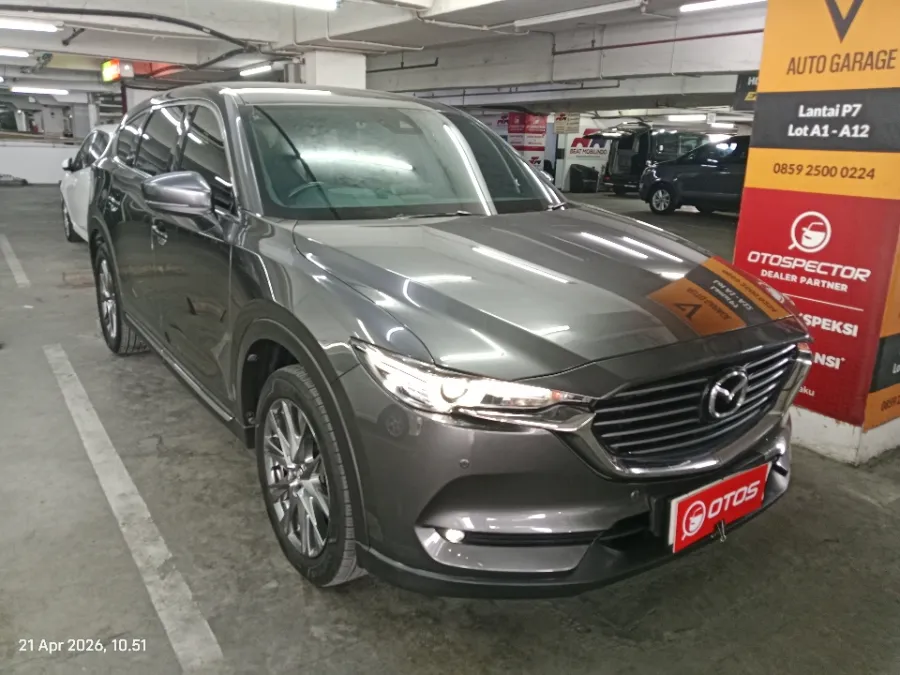 Foto Mobil Bekas Kanan Depan Mazda CX-8 2.5 Skyactive-G Elite tahun 2021