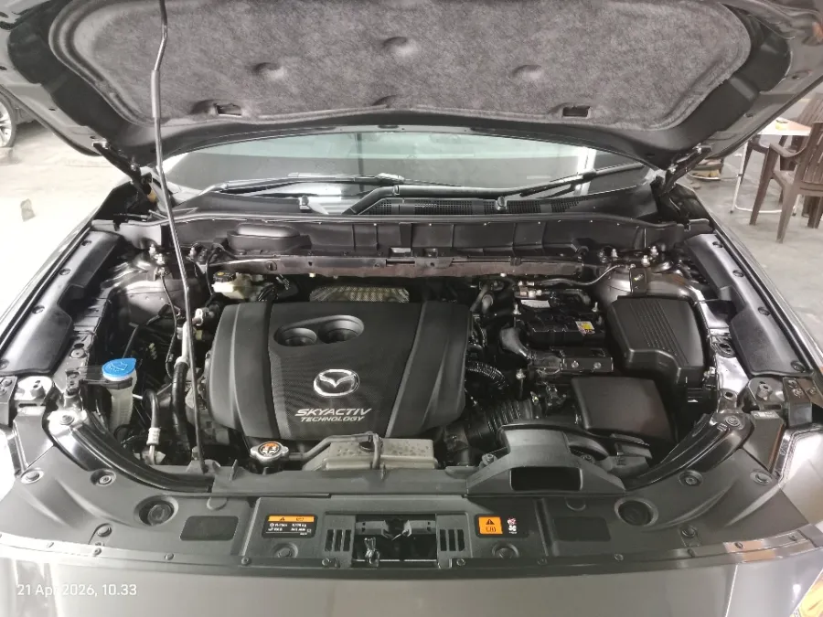 Foto Mobil Bekas Mesin Mazda CX-8 2.5 Skyactive-G Elite tahun 2021