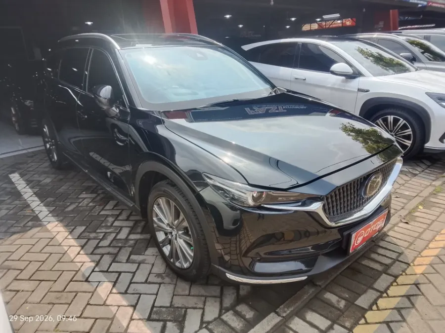 Foto Mobil Bekas Kanan Depan Mazda CX-8 2.5 Skyactive-G Elite tahun 2022
