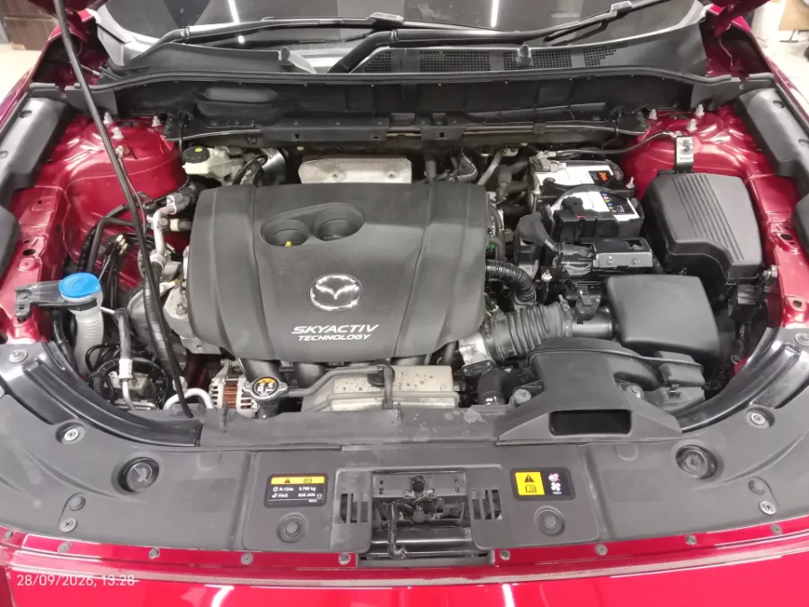Foto Mobil Bekas Mesin Mazda CX-8 2.5 Skyactive-G Elite tahun 2022