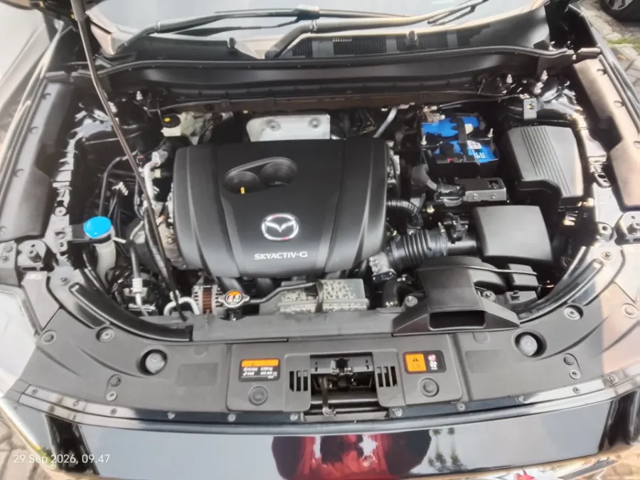 Foto Mobil Bekas Mesin Mazda CX-8 2.5 Skyactive-G Elite tahun 2022