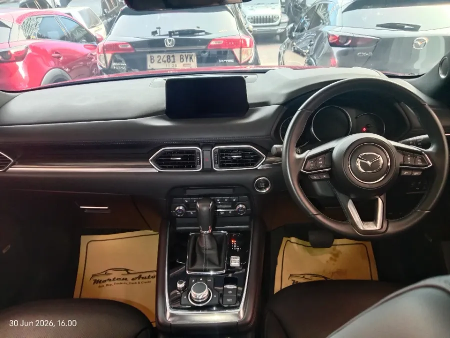 Foto Mobil Bekas Dashboard Mazda CX-8 2.5 Skyactive-G Elite tahun 2024