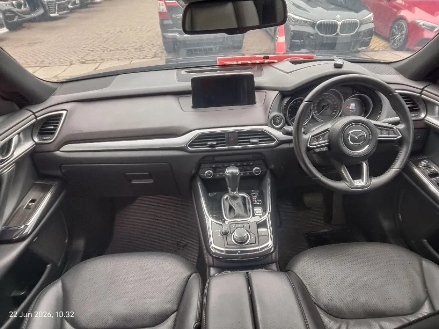 Foto Mobil Bekas Dashboard Mazda CX-9 2.5 tahun 2018