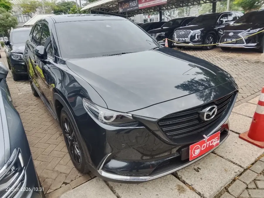Foto Mobil Bekas Kanan Depan Mazda CX-9 2.5 tahun 2018