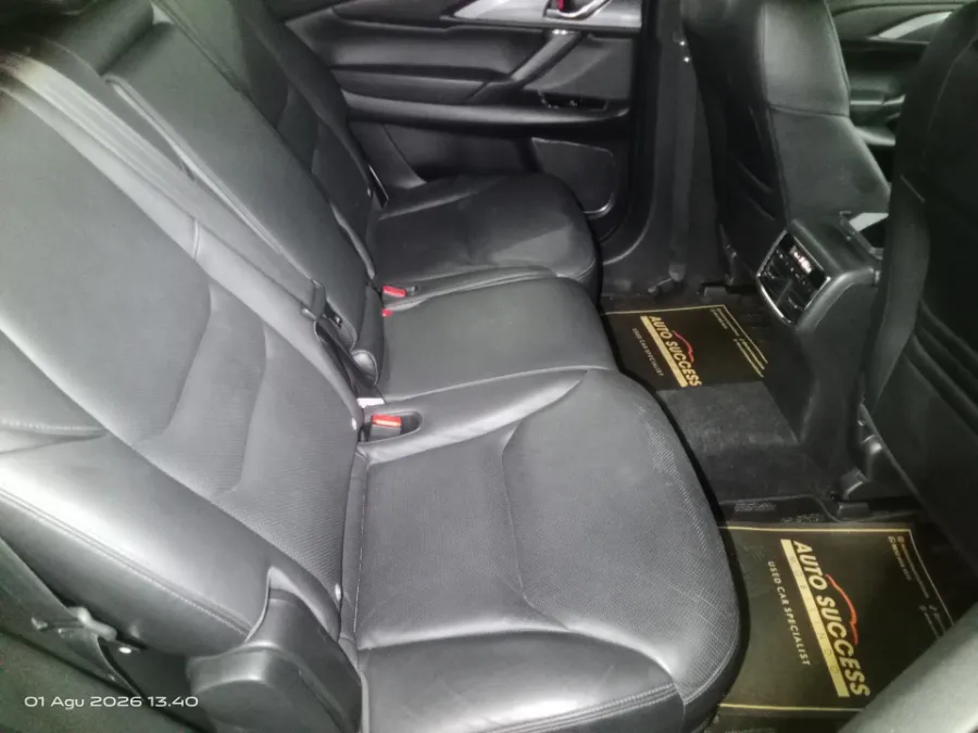 Foto Mobil Bekas Kabin Belakang Mazda CX-9 2.5 tahun 2019