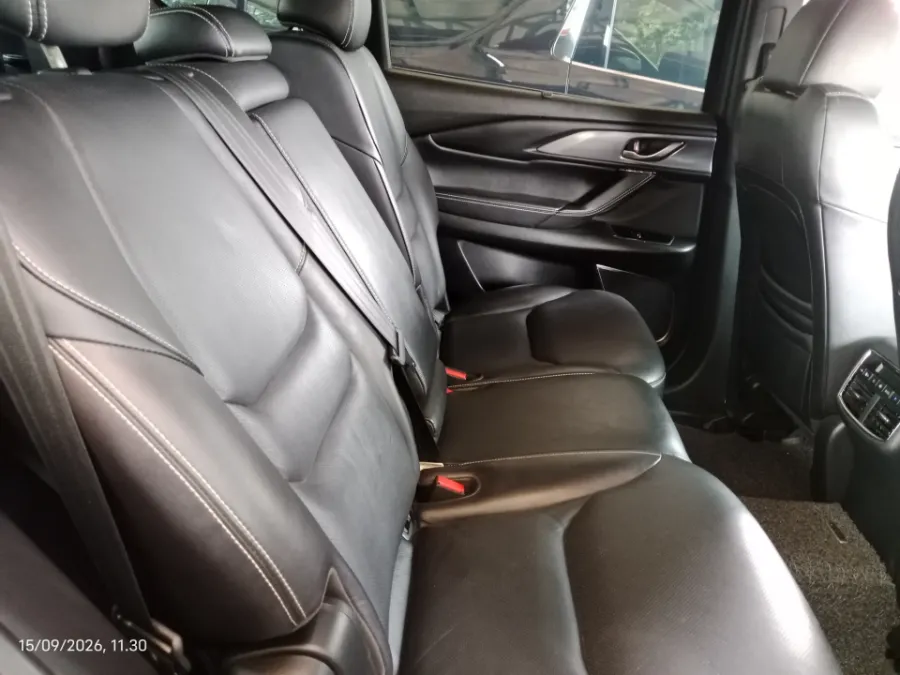 Foto Mobil Bekas Kabin Belakang Mazda CX-9 2.5 tahun 2020