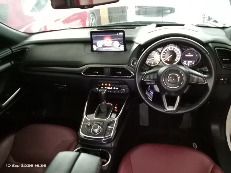 Foto Mobil Bekas Dashboard Mazda CX-9 2.5 tahun 2021