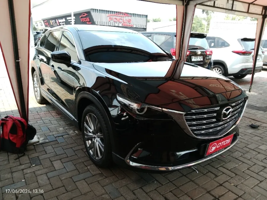 Foto Mobil Bekas Kanan Depan Mazda CX-9 2.5 tahun 2021