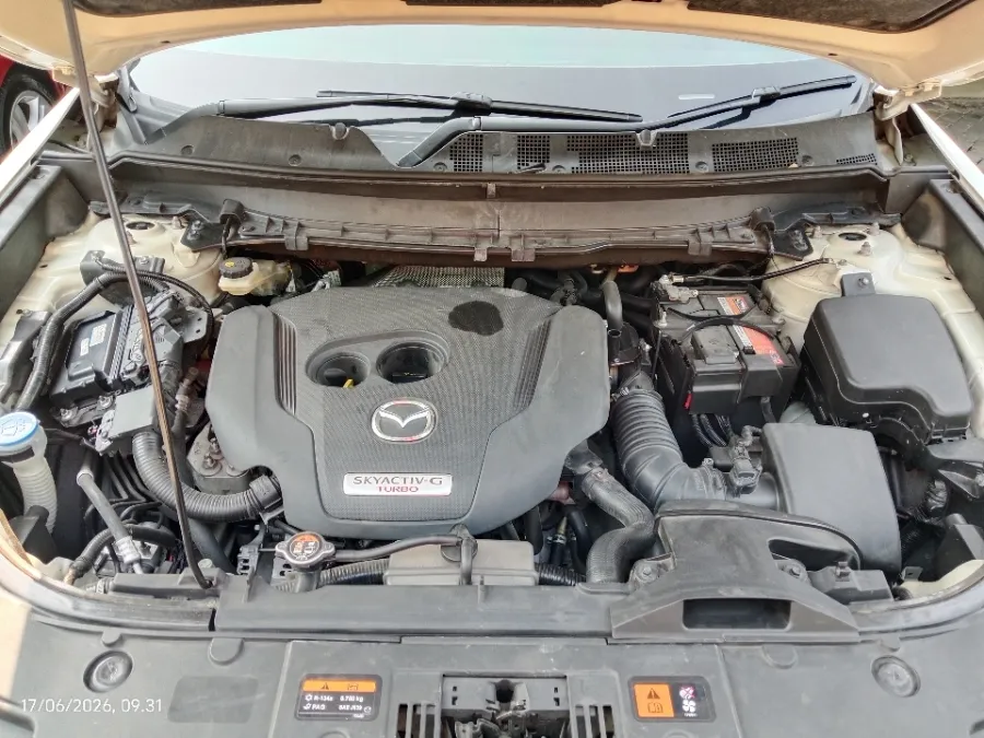 Foto Mobil Bekas Mesin Mazda CX-9 2.5 tahun 2021
