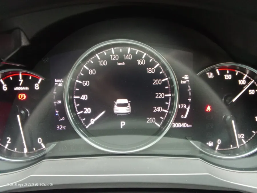 Foto Mobil Bekas Odometer Mazda CX-9 2.5 tahun 2023