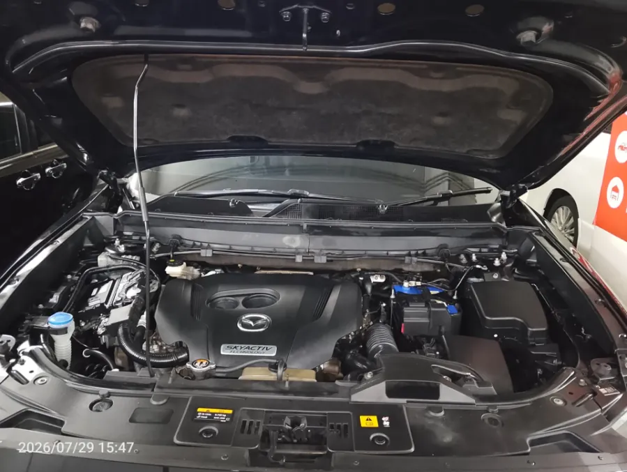 Foto Mobil Bekas Mesin Mazda CX-9 2.5 Skyactiv-G tahun 2019