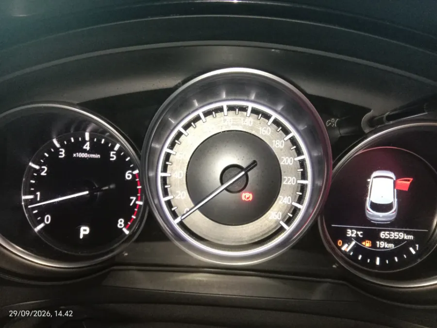 Foto Mobil Bekas Odometer Mazda CX-9 2.5 Skyactiv-G tahun 2019