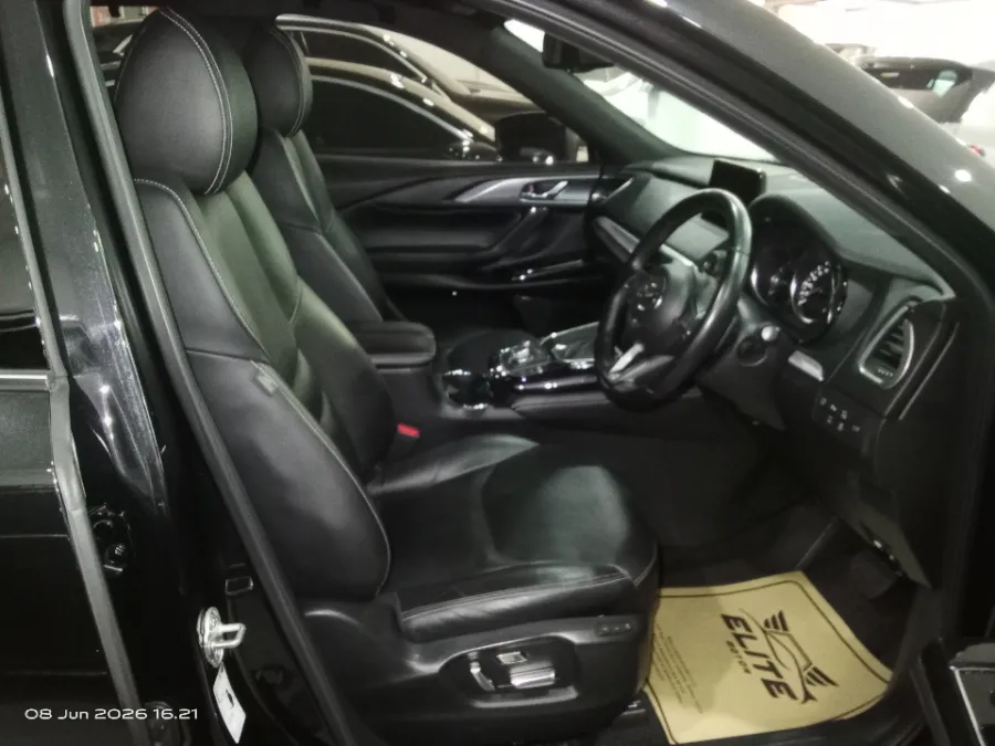 Foto Mobil Bekas Kabin Depan Mazda CX-9 2.5 Skyactiv-G tahun 2021