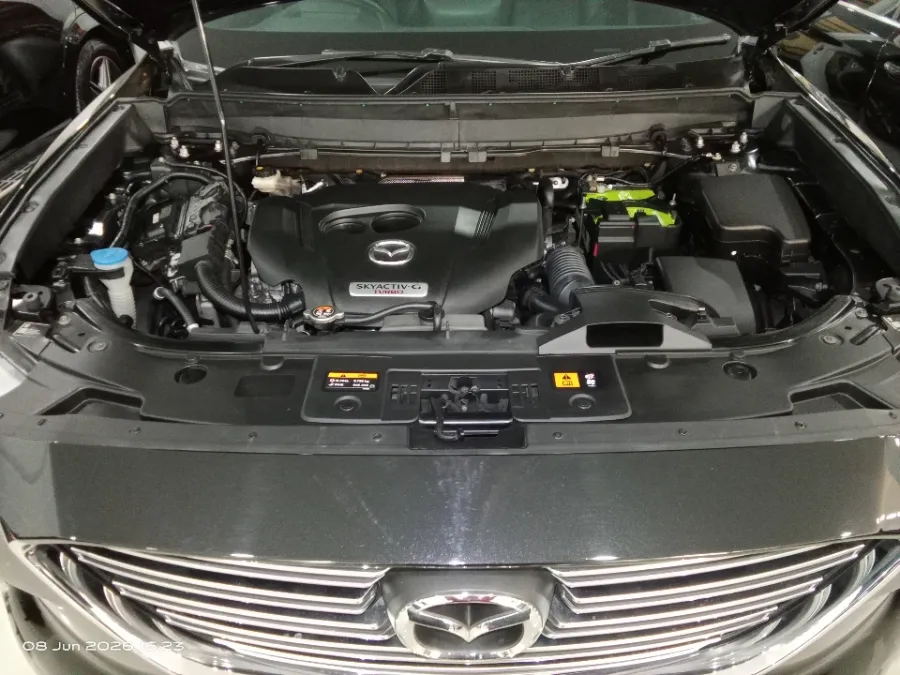 Foto Mobil Bekas Mesin Mazda CX-9 2.5 Skyactiv-G tahun 2021