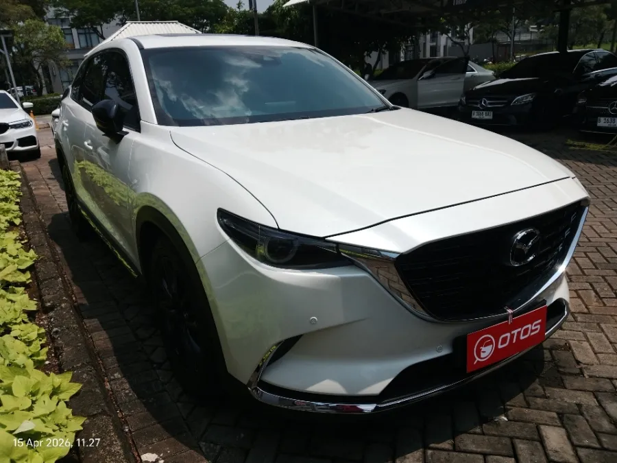 Foto Mobil Bekas Kanan Depan Mazda CX-9 2.5 Skyactiv-G tahun 2022