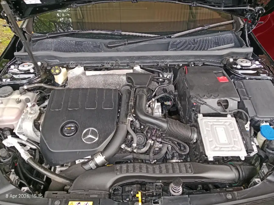 Foto Mobil Bekas Mesin Mercedes-Benz A200 1.3 tahun 2022
