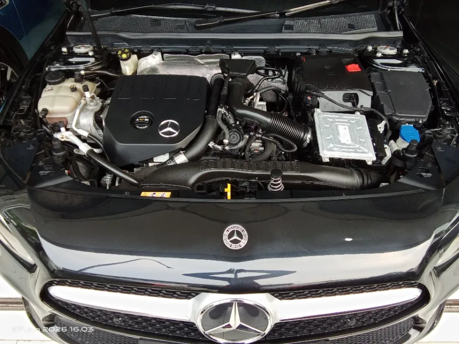 Foto Mobil Bekas Mesin Mercedes-Benz A200 1.3 tahun 2022