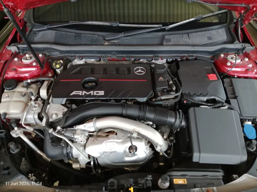 Foto Mobil Bekas Mesin Mercedes-Benz A35 AMG 2.0 4MATIC tahun 2021