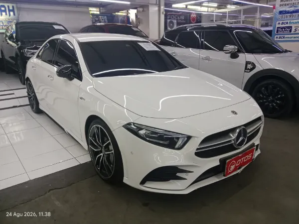 2023 Mercedes-Benz A35 AMG 2.0 4MATIC - Foto 1 dari 6
