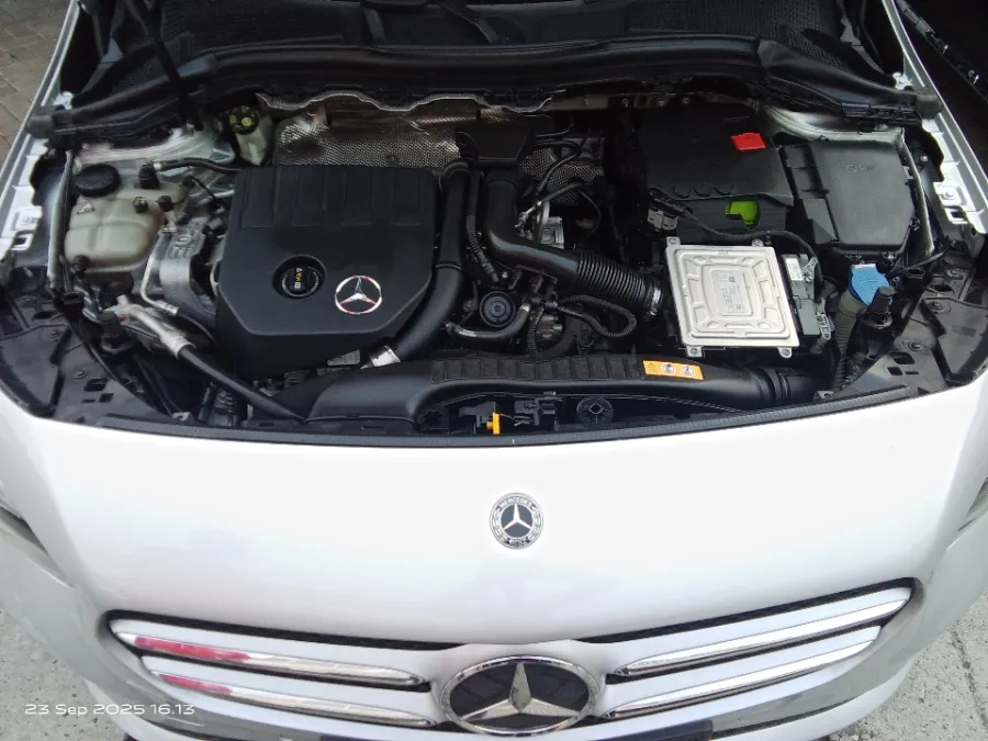 Foto Mobil Bekas Mesin Mercedes-Benz B200 1.3 tahun 2018