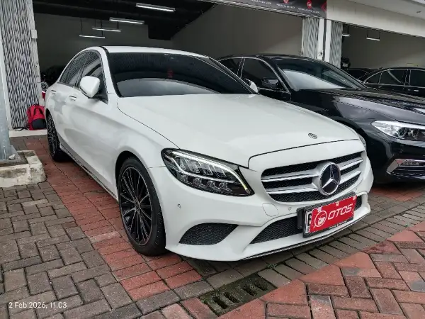2019 Mercedes-Benz C200 1.5